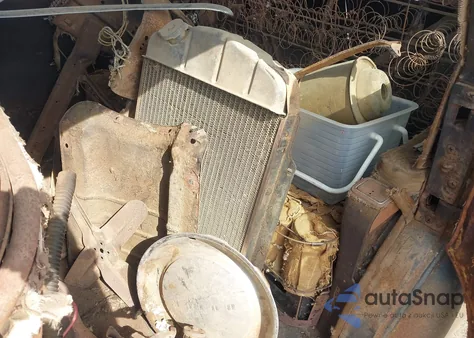 1940 Buick Special z USA, uszkodzony, nr VIN 23769805